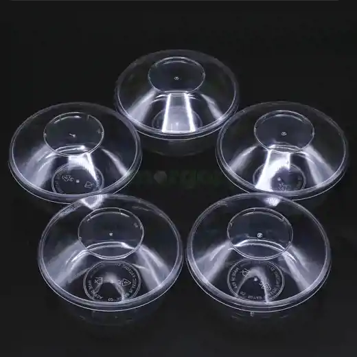 صورة علب ايسكريم شفاف مع غطاء 