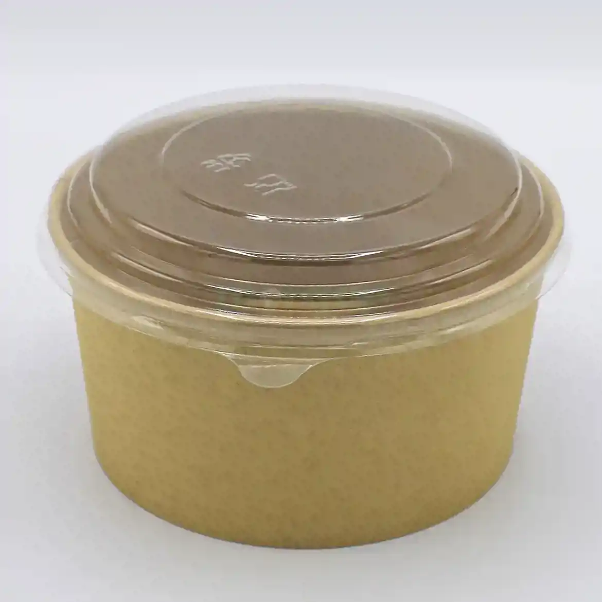 صورة ماعون ورق بني مع غطاء صديق البيئة