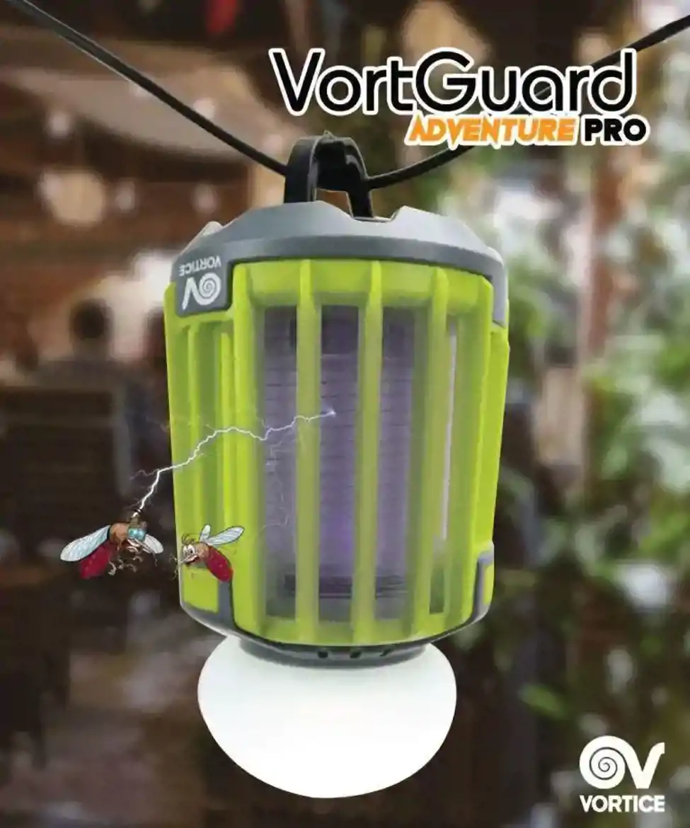 صورة صاعق للبعوض مع مصباح قابل لإعادة الشحن 