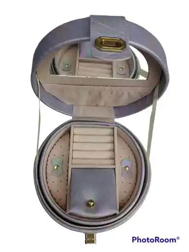 صورة صندوق مجوهرات للسفر فاخر